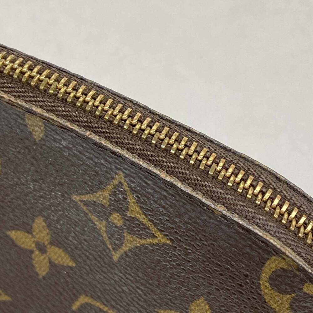 LOUIS VUITTON Authentic Brown Monogram Pochette Pouch - Picture 8 of 9